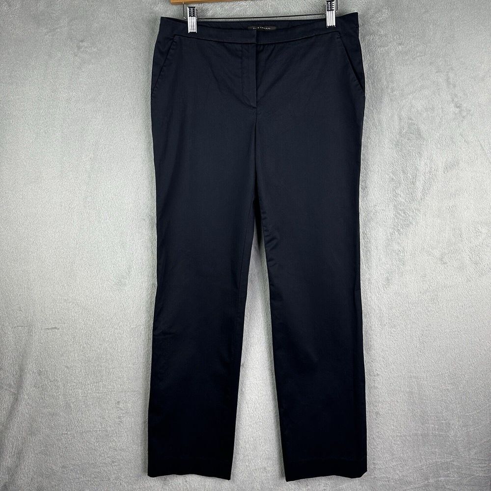 Classic Women's Straight-Leg Dress Pants - Black